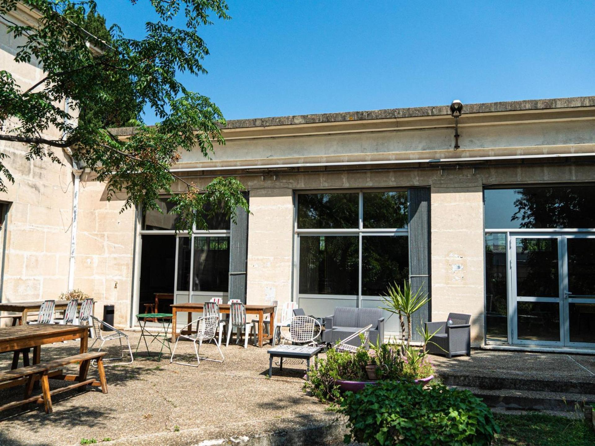 Auberge De Jeunesse Hi Arles Exterior foto
